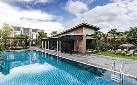 โรงแรมเครสโค - บุรีรัมย์ (SHA Extra Plus)